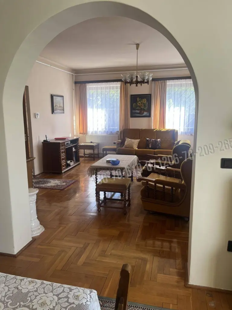 Eladó Családi ház, Budapest XVI. kerület, Árpádföld, 250nm, 159900000 Ft
