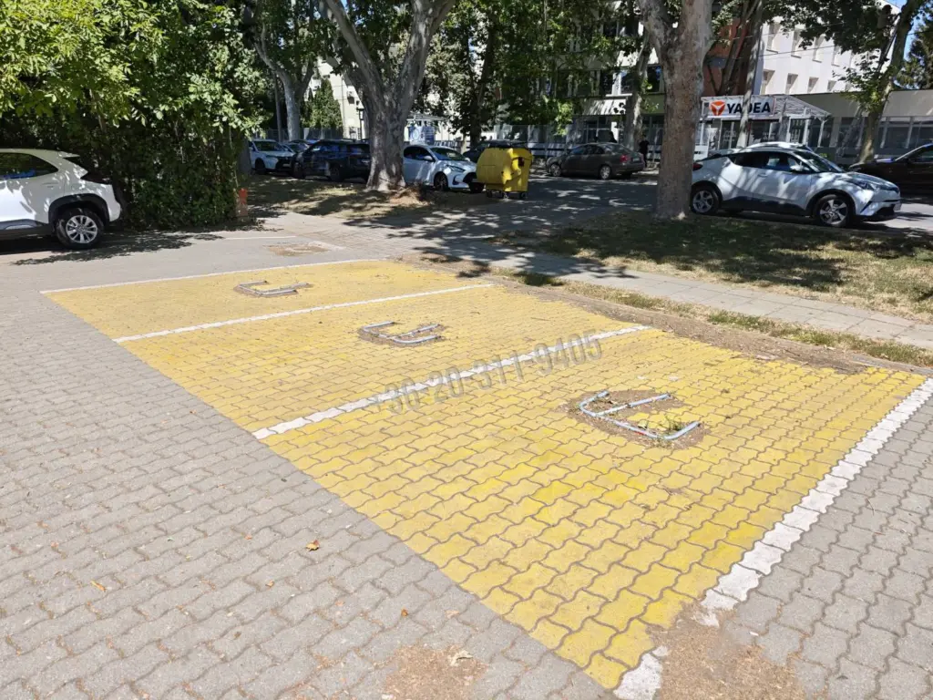 Eladó Üzlet, Szeged, Újszeged, Fő fasor, 70nm, 75000000 Ft