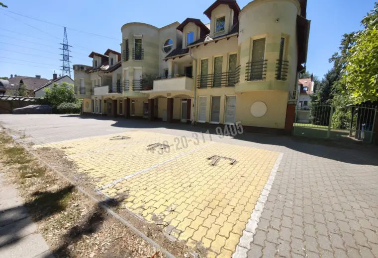 Eladó Üzlet, Szeged, Újszeged, Fő fasor, 70nm, 75000000 Ft