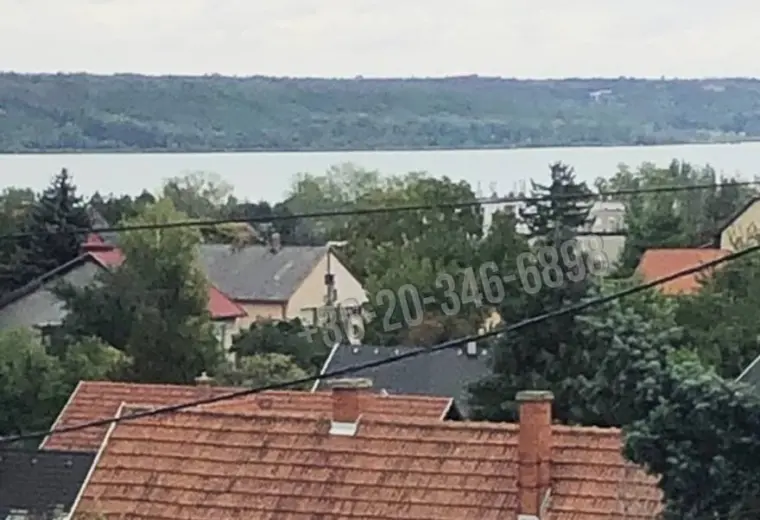 Eladó Sorház, Balatonalmádi, Városközpont, Veszprémi út, 114nm, 95000000 Ft