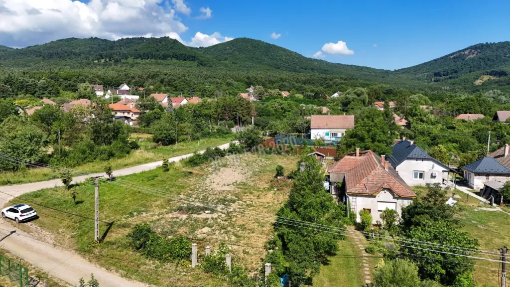 Eladó Építési telek, Diósjenő, Nincs megadva, Csokonai utca, 1nm, 7900000 Ft