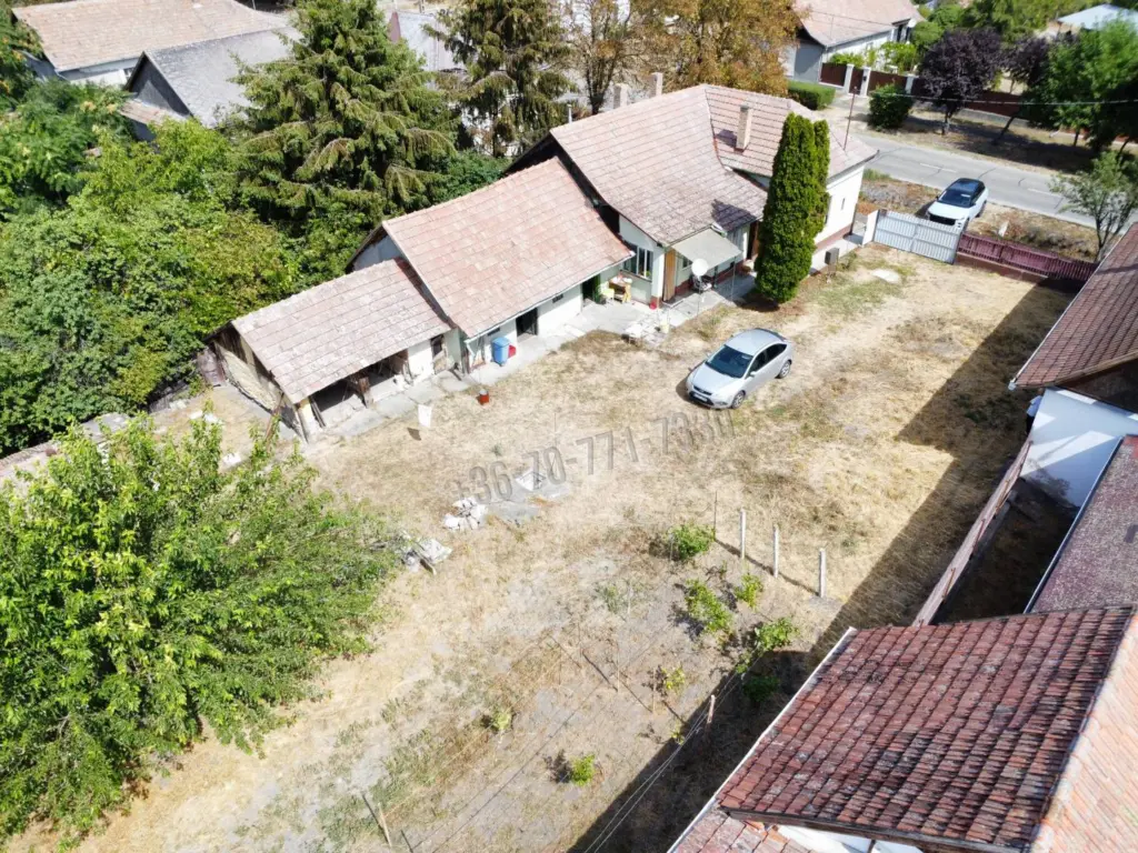 Eladó Családi ház, Tiszanána, Nincs megadva, Fő út, 78nm, 11900000 Ft