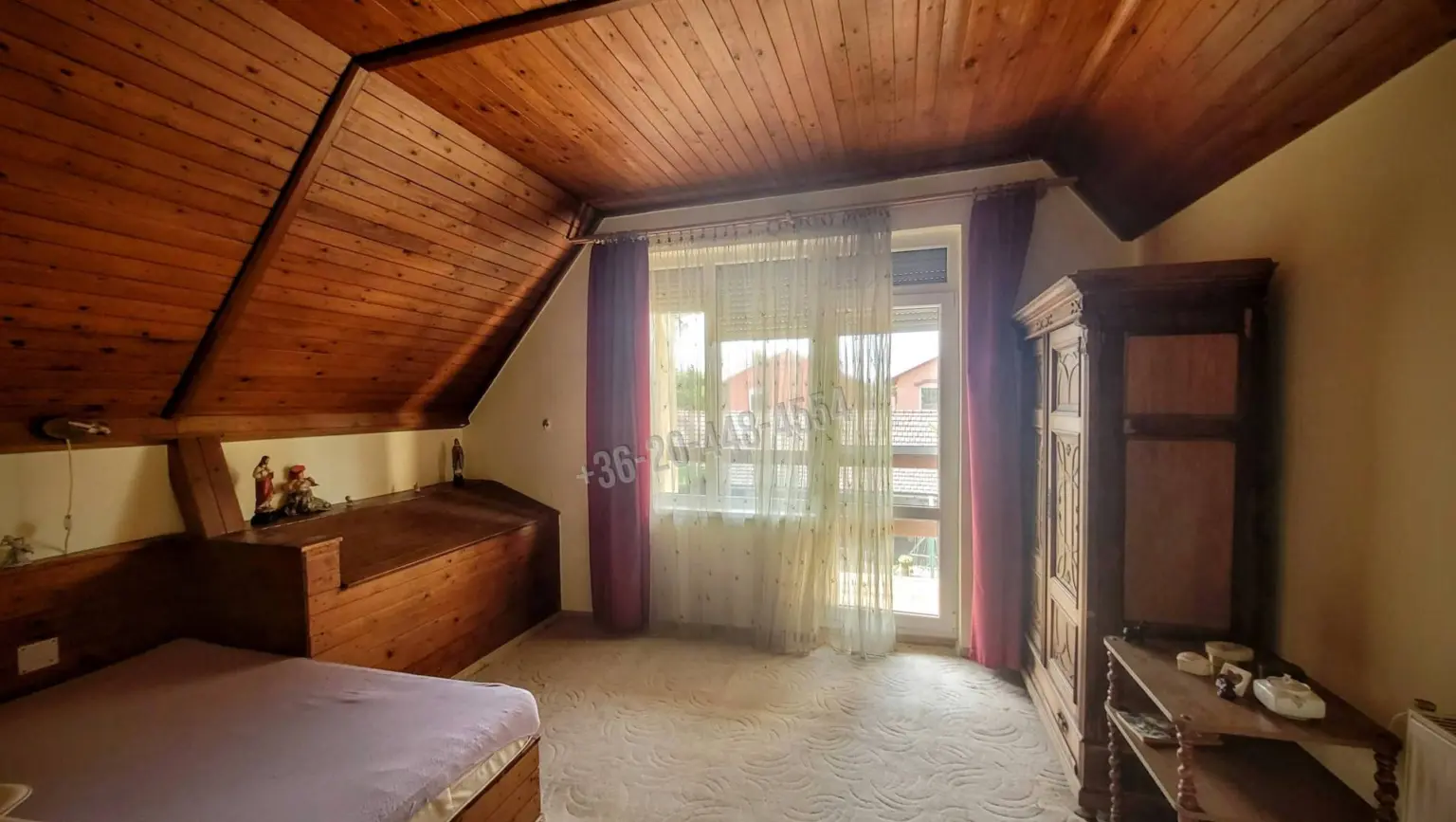 Eladó Családi ház, Szeged, Szőreg, 114nm, 99900000 Ft