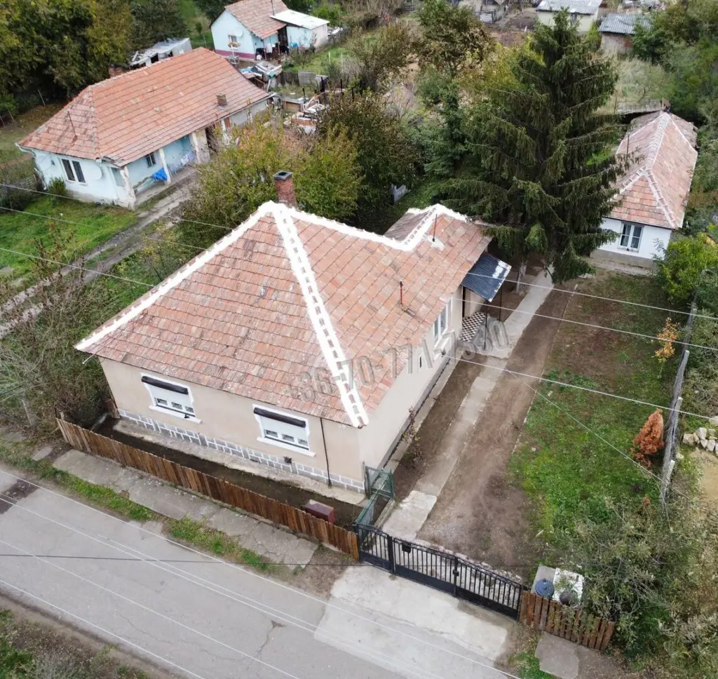 Eladó Családi ház, Erdőtelek, Rétföld utca, 63nm, 10900000 Ft