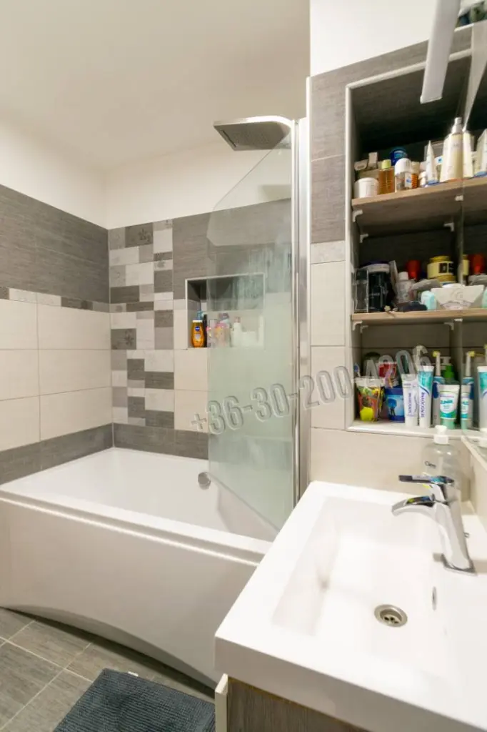 Eladó Családi ház, Mosonmagyaróvár, Halászi úti lakóterület, 110nm, 87800000 Ft