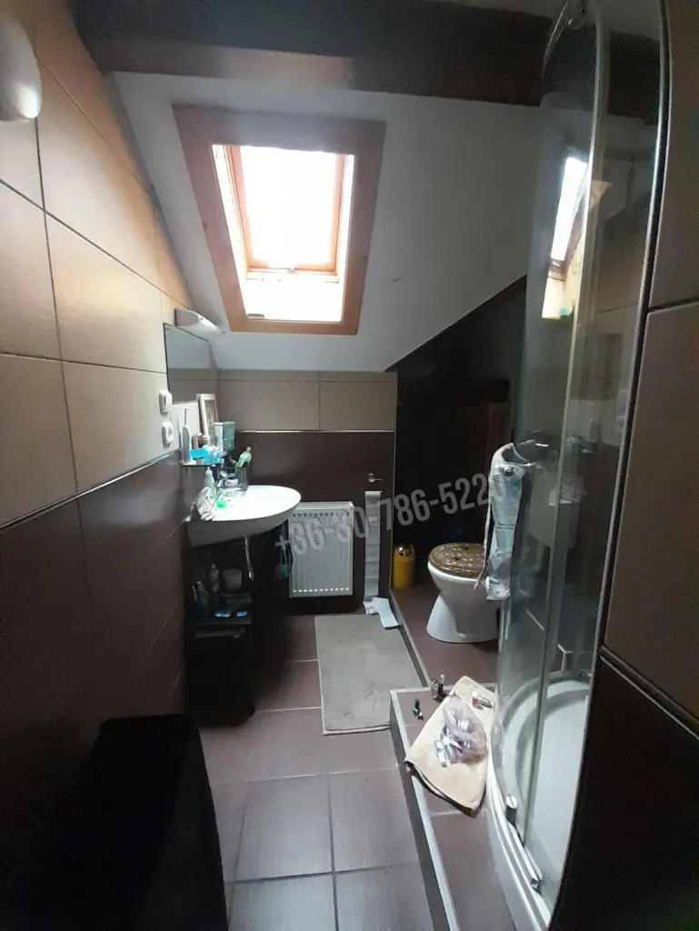 Eladó Villa, kastély, Göd, Alsógöd, 536nm, 710000000 Ft